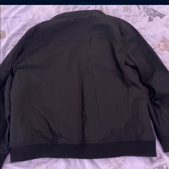 Tommy Hilfiger coat. - Picture 3 of 3